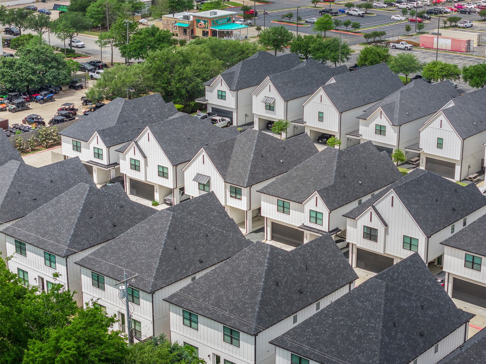  263 Estates Circle - 物件實景