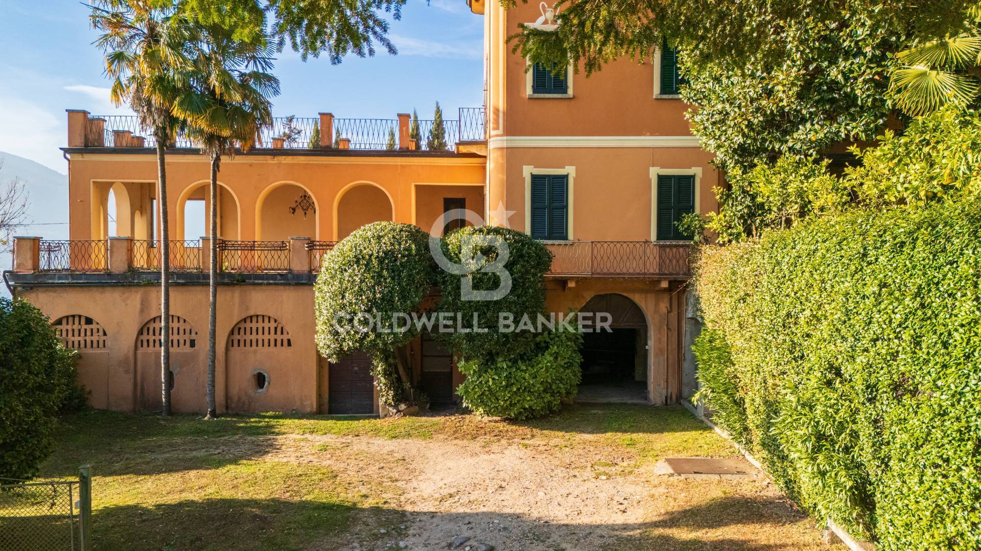 Orta San Giulio, Novara, 28016, IT, 8 Bedrooms Bedrooms, ,6 BathroomsBathrooms,Residential,For Sale,1991027