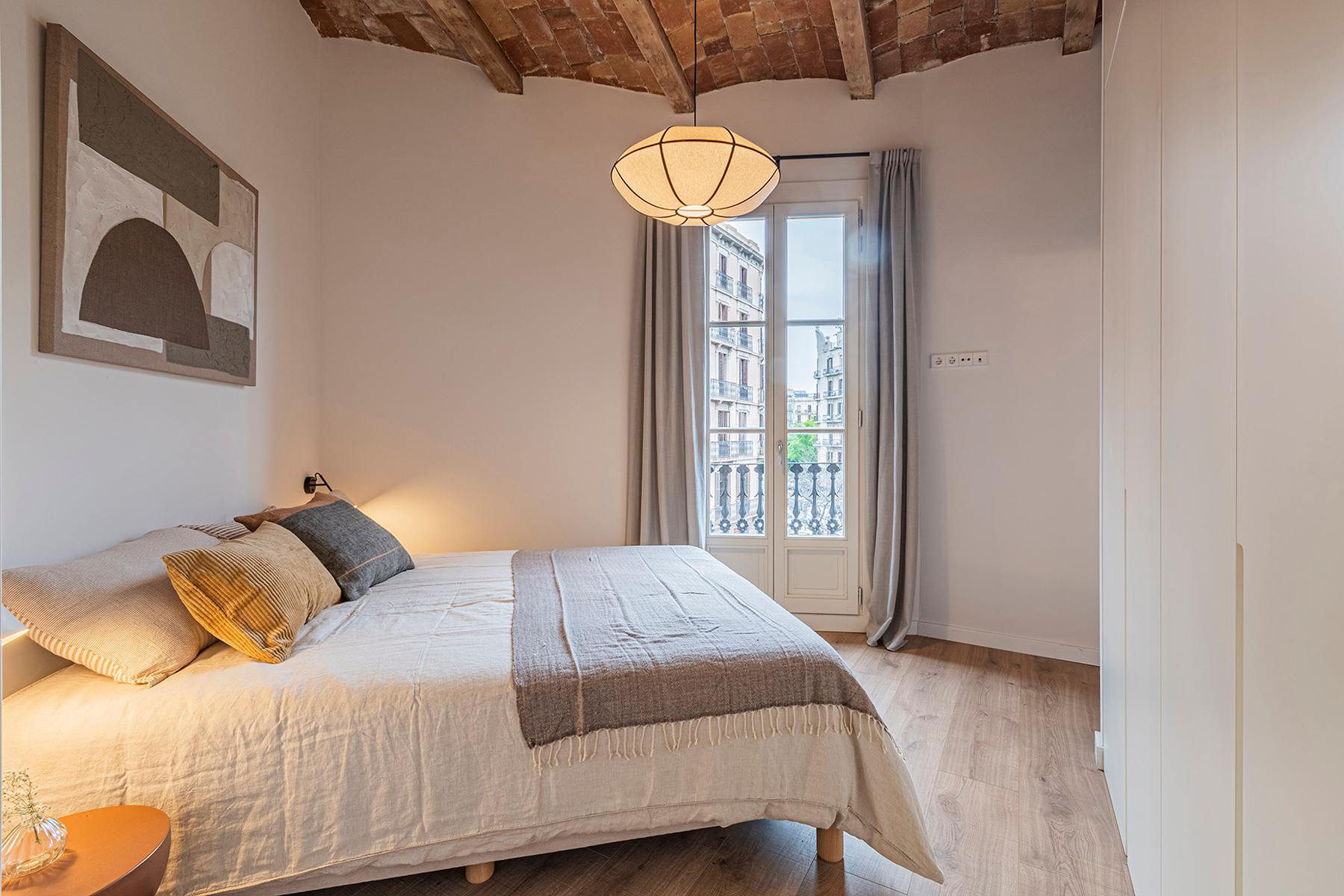  Renovated corner apartment with lots of natural light - 物件實景