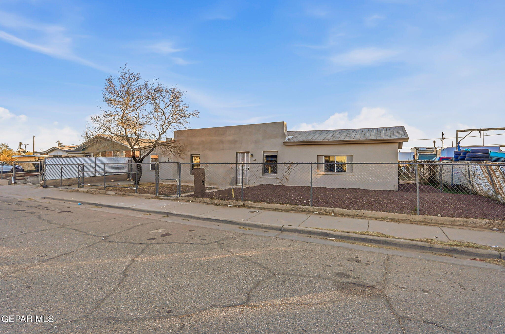 Esteban Ln, El Paso, TX 79905 #1