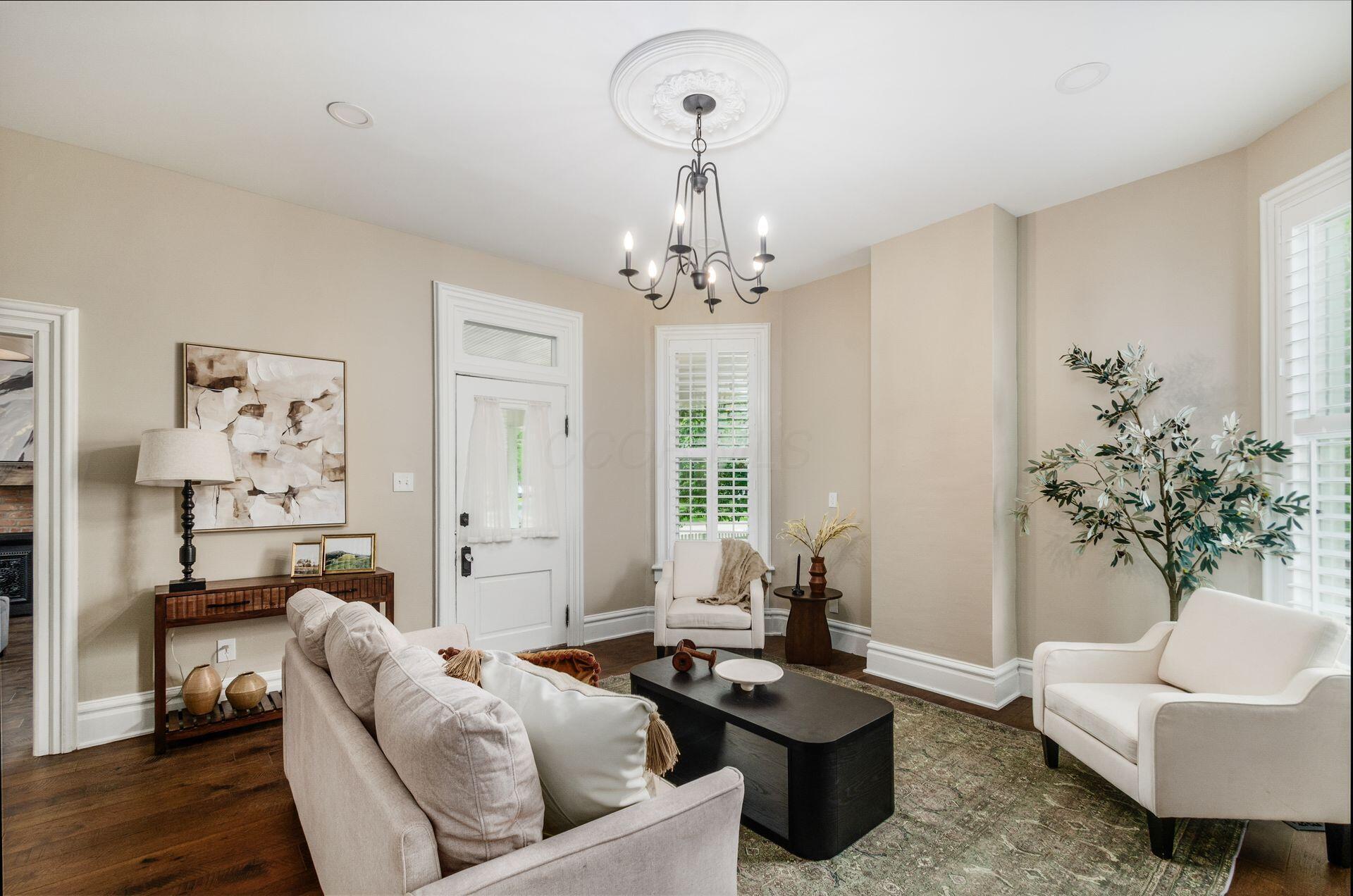 Westerville, Ohio, 43082, United States, 5 Bedrooms Bedrooms, ,3 BathroomsBathrooms,Residential,For Sale,1940651