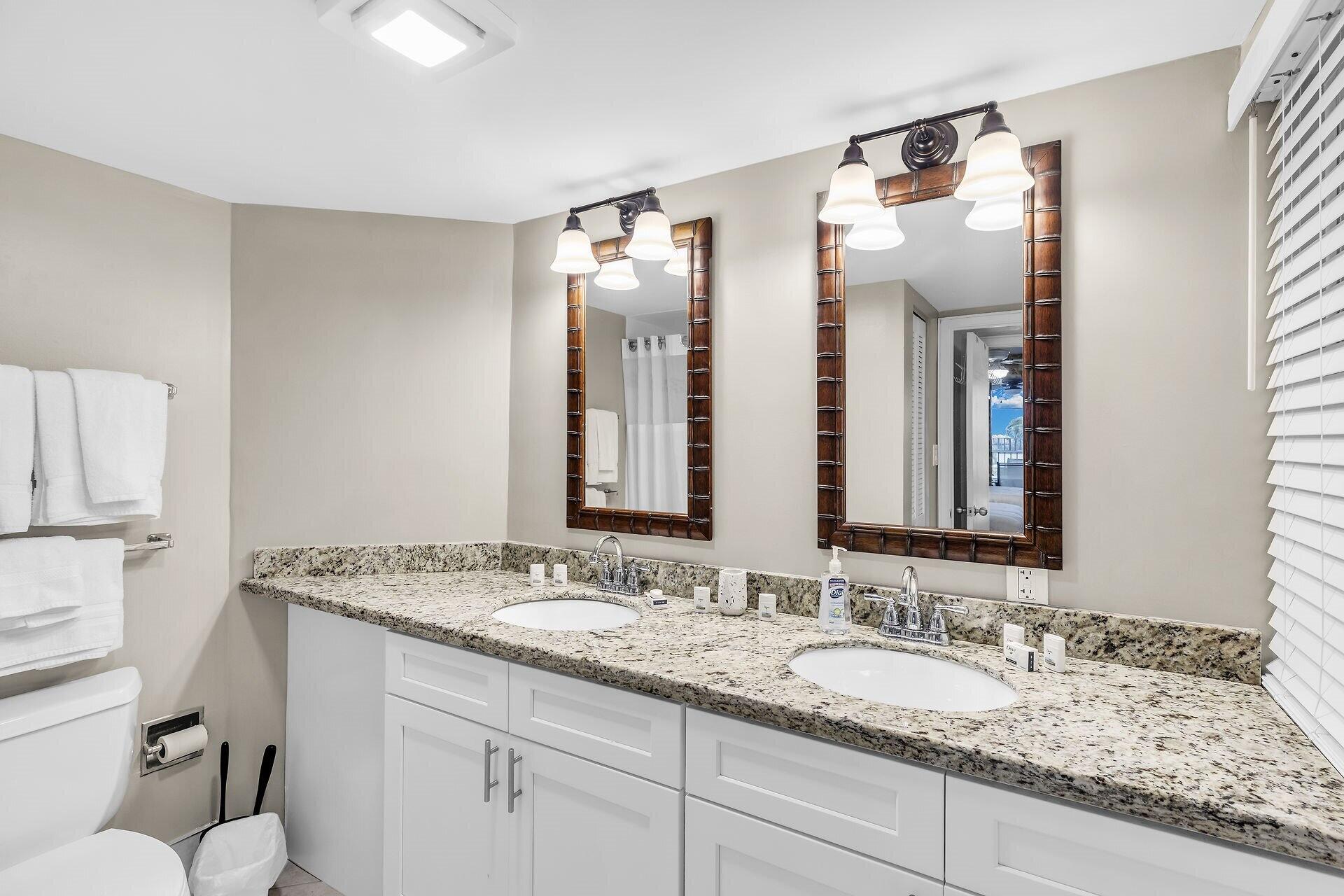 8202 Marina Villa Drive, 8202, Duck, Florida, 33050, United States, 3 Bedrooms Bedrooms, ,2 BathroomsBathrooms,Residential,For Sale,8202 Marina Villa Drive, 8202,1621353