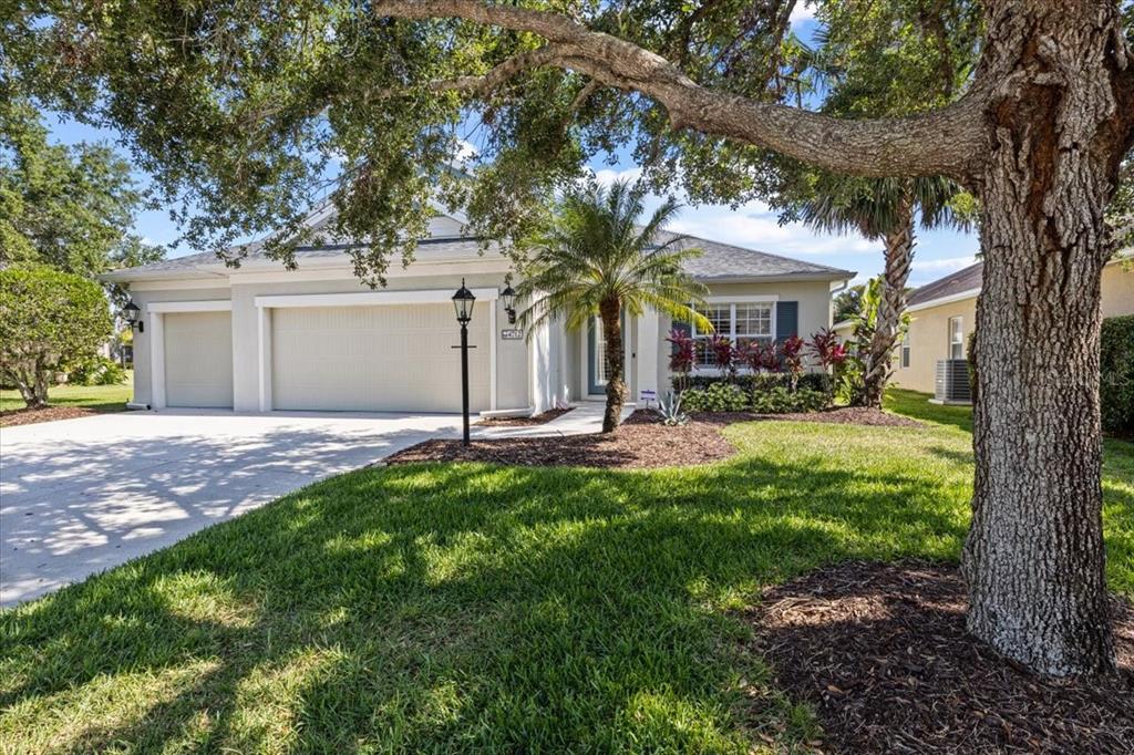 Parrish, Florida, 34219, United States, 3 Bedrooms Bedrooms, ,2 BathroomsBathrooms,Residential,For Sale,1804422