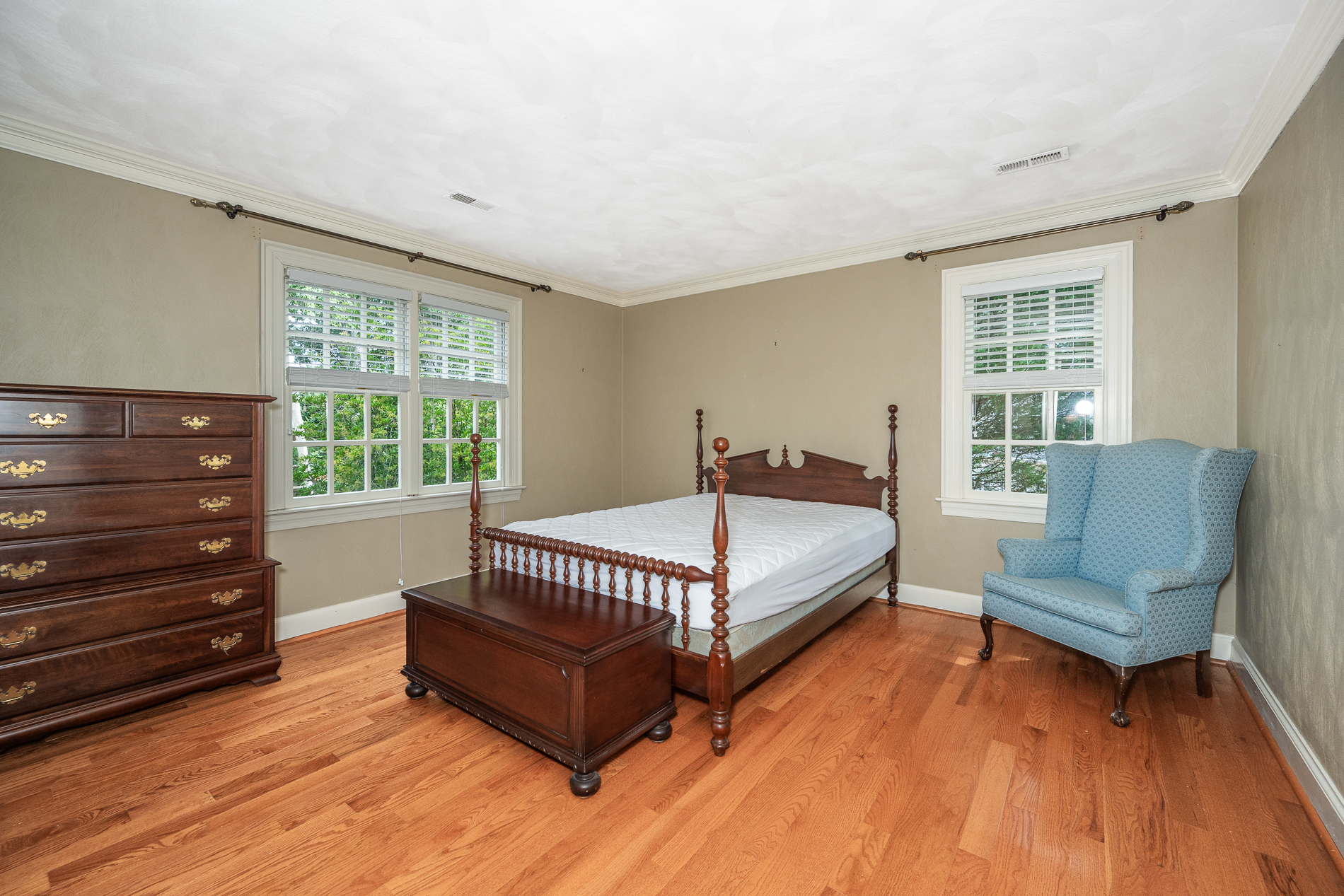  413 Wickwood Drive, Chesapeake, VA 23322 - 物件實景
