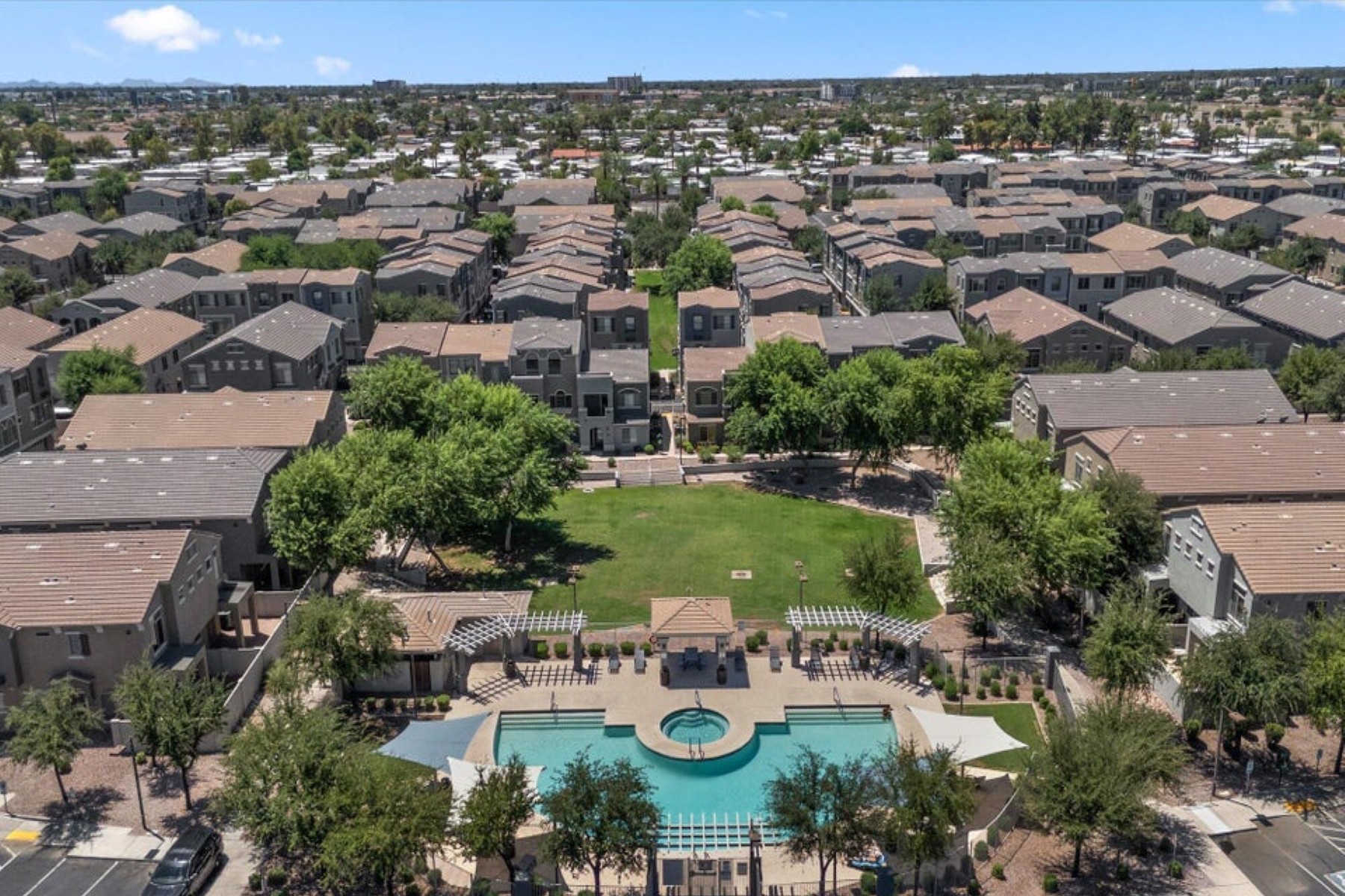  2401 E Rio Salado Parkway ¦ Tempe, AZ - 物件實景
