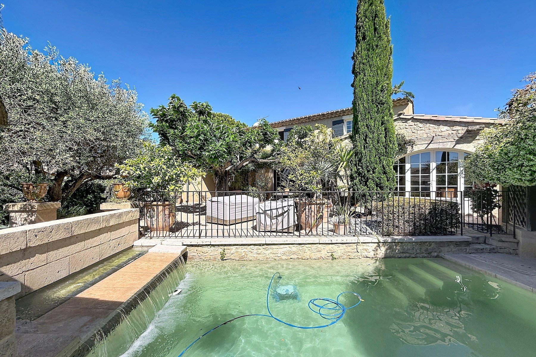  In the heart of Uzès – Elegant Provençal bastide with landscaped garden, pool - 物件實景
