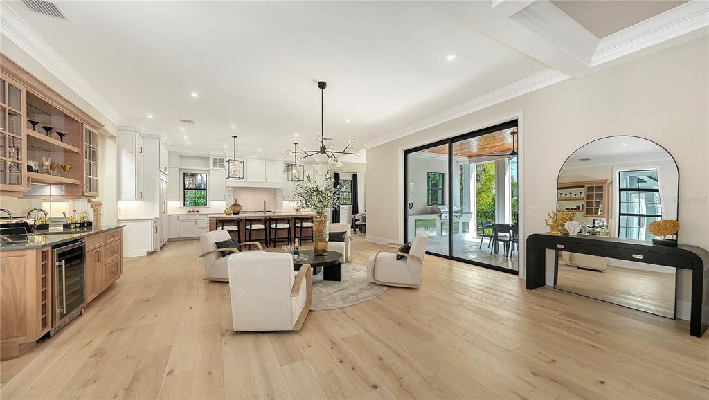 Sarasota, Florida, 34242, United States, 4 Bedrooms Bedrooms, ,6 BathroomsBathrooms,Residential,For Sale,2003081