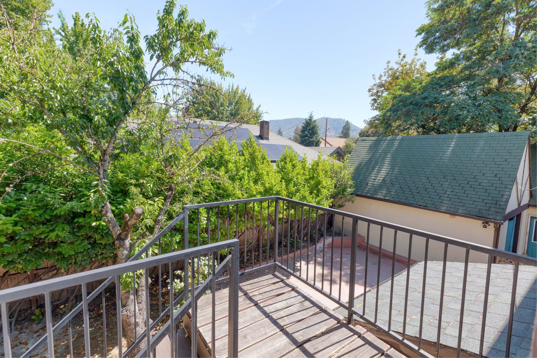  220 NW A Street Grants Pass, OR 97526 - 物件實景