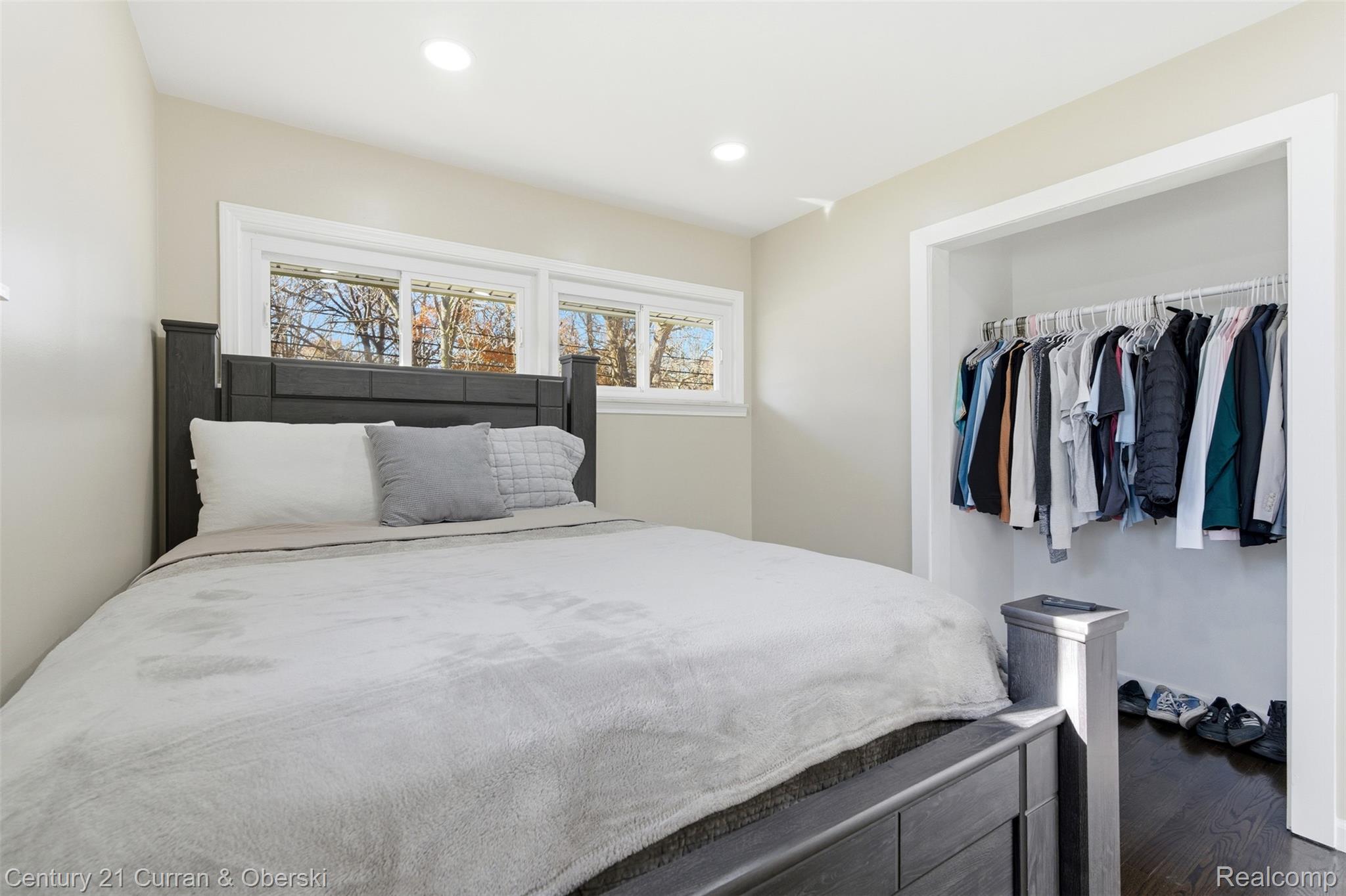 Brownstown Charter Township, Michigan, 48174, United States, 3 Bedrooms Bedrooms, ,2 BathroomsBathrooms,Residential,For Sale,1996649