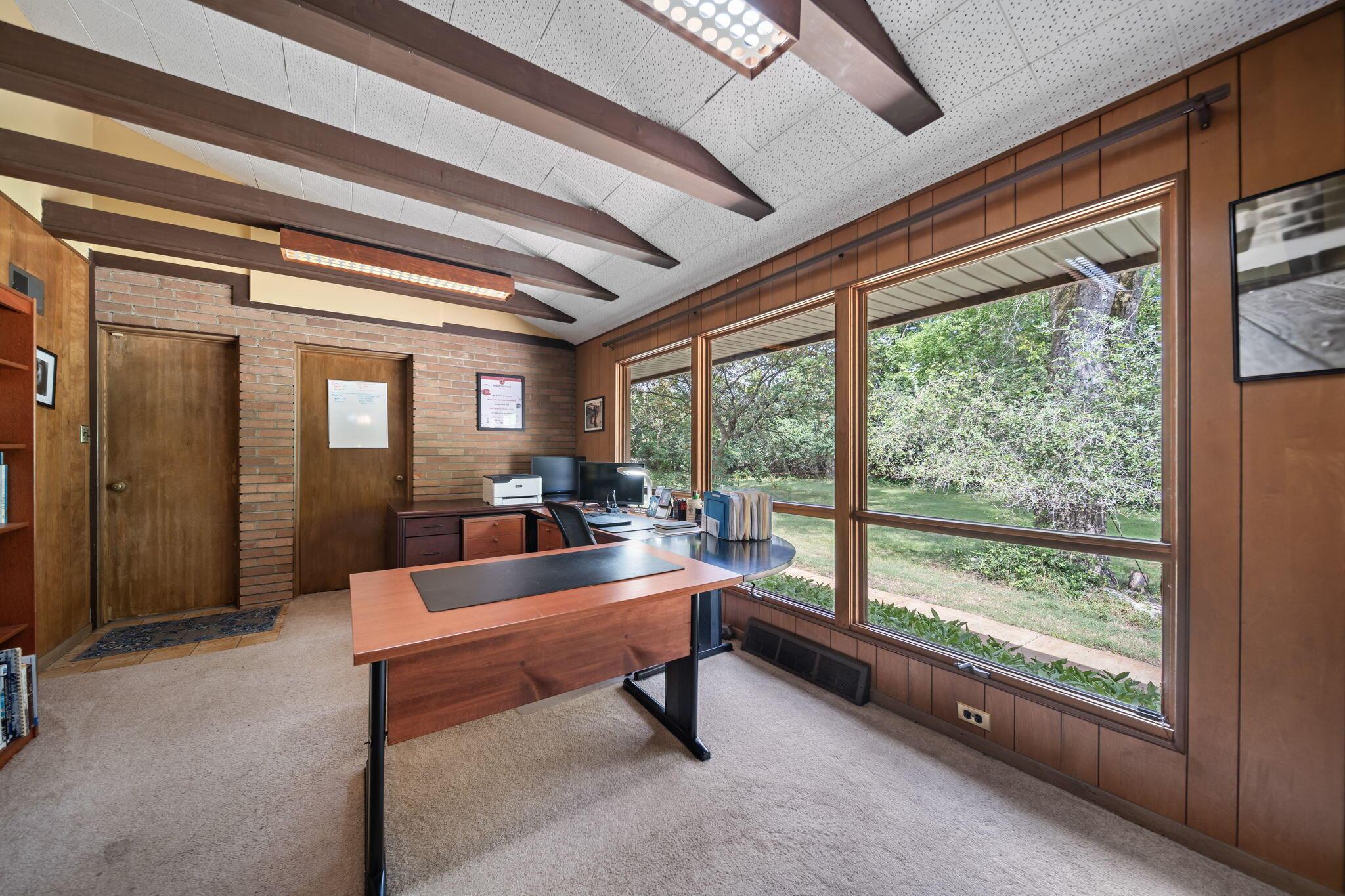 Columbus, Ohio, 43221, United States, 3 Bedrooms Bedrooms, ,4 BathroomsBathrooms,Residential,For Sale,1951333