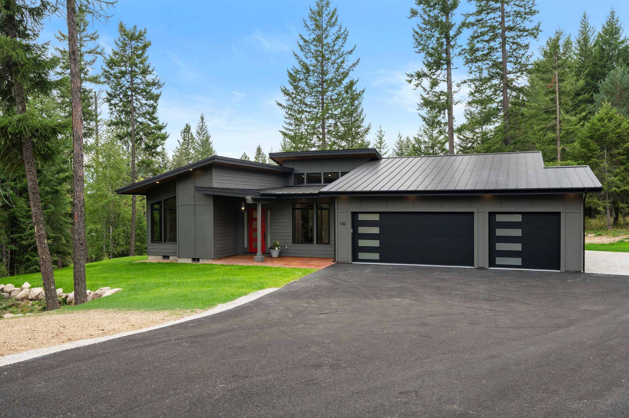 Sandpoint, Idaho, 83864, United States, 3 Bedrooms Bedrooms, ,3 BathroomsBathrooms,Residential,For Sale,1981039