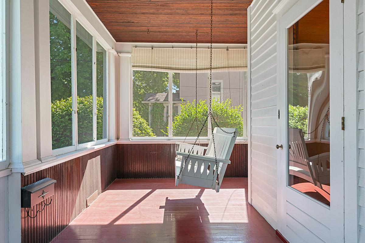 Northfield, Minnesota, 55057, United States, 5 Bedrooms Bedrooms, ,1 BathroomBathrooms,Residential,For Sale,1984283