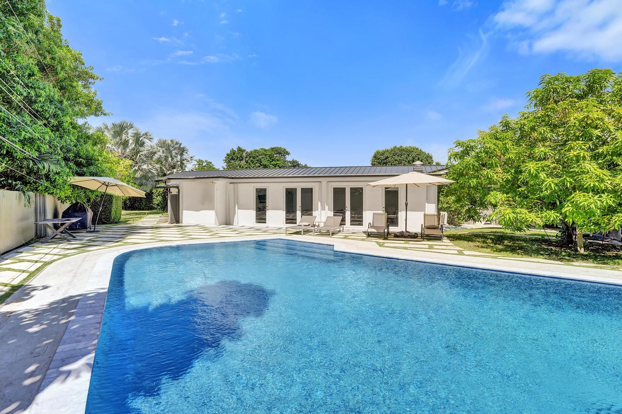  20100 NE 20th Ct, Miami, FL, 33179 - 物件實景