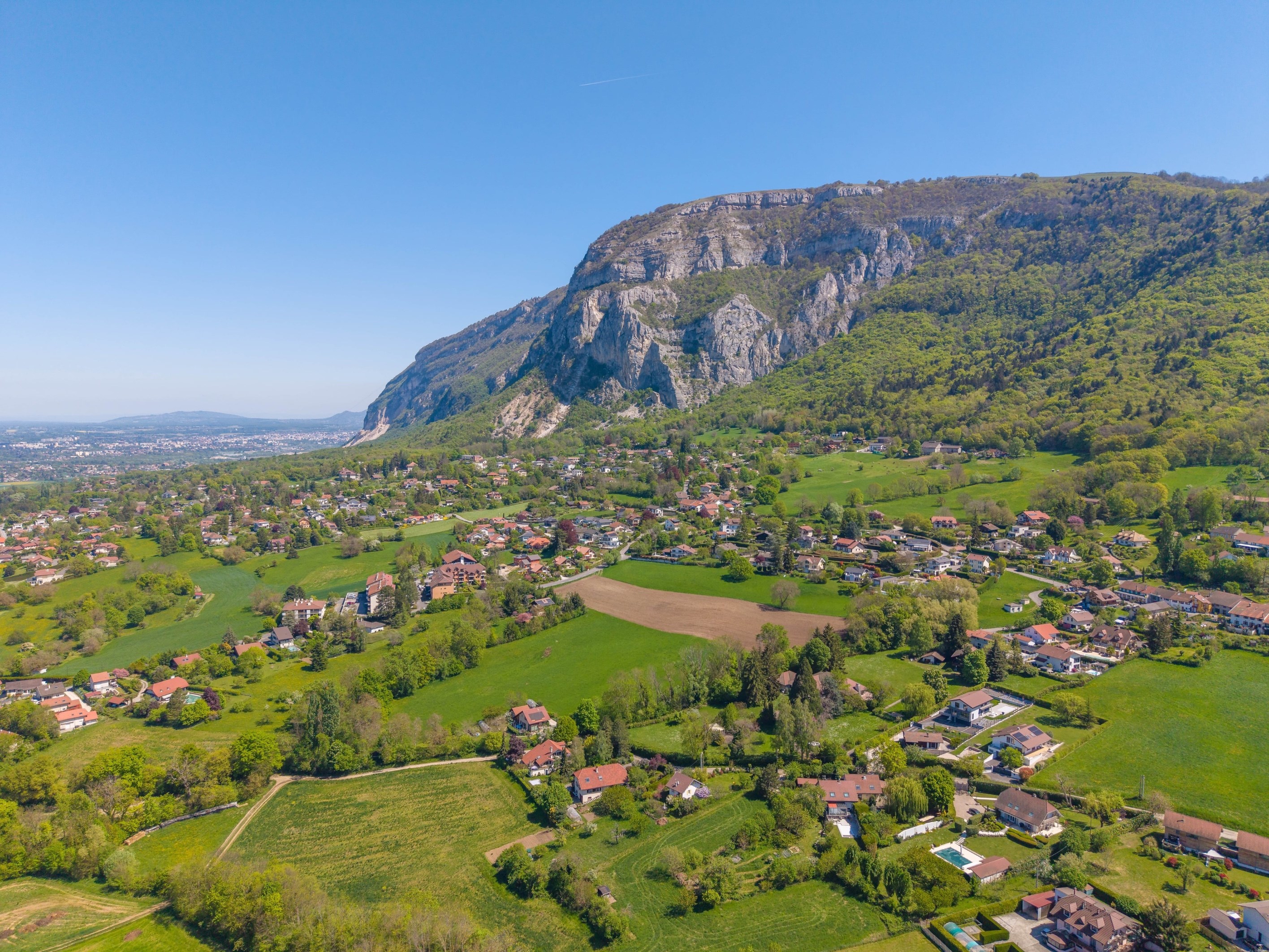  Large property on the Swiss border - 物件實景