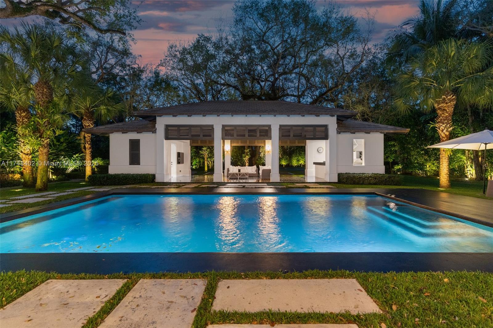 Miami, Florida, 33143, United States, 5 Bedrooms Bedrooms, ,7 BathroomsBathrooms,Residential,For Sale,1722531