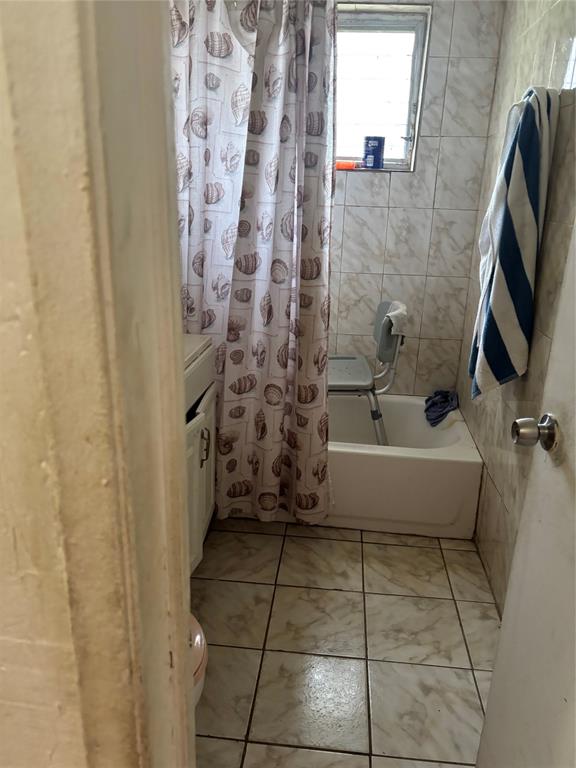 Fort Lauderdale, Florida, 33304, United States, 2 Bedrooms Bedrooms, ,2 BathroomsBathrooms,Residential,For Sale,1936952