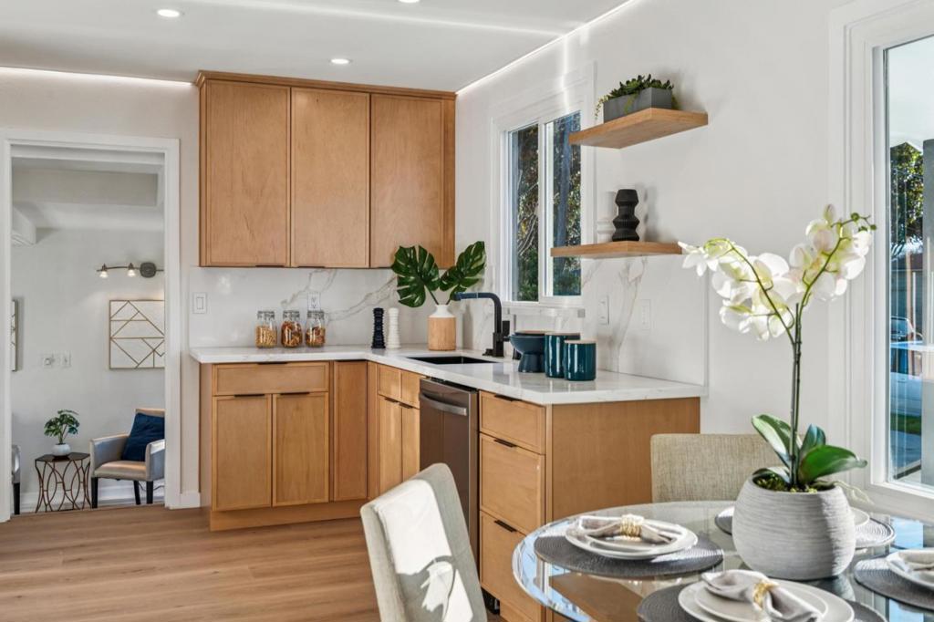 San Leandro, California, 94577, United States, 3 Bedrooms Bedrooms, ,2 BathroomsBathrooms,Residential,For Sale,2008964