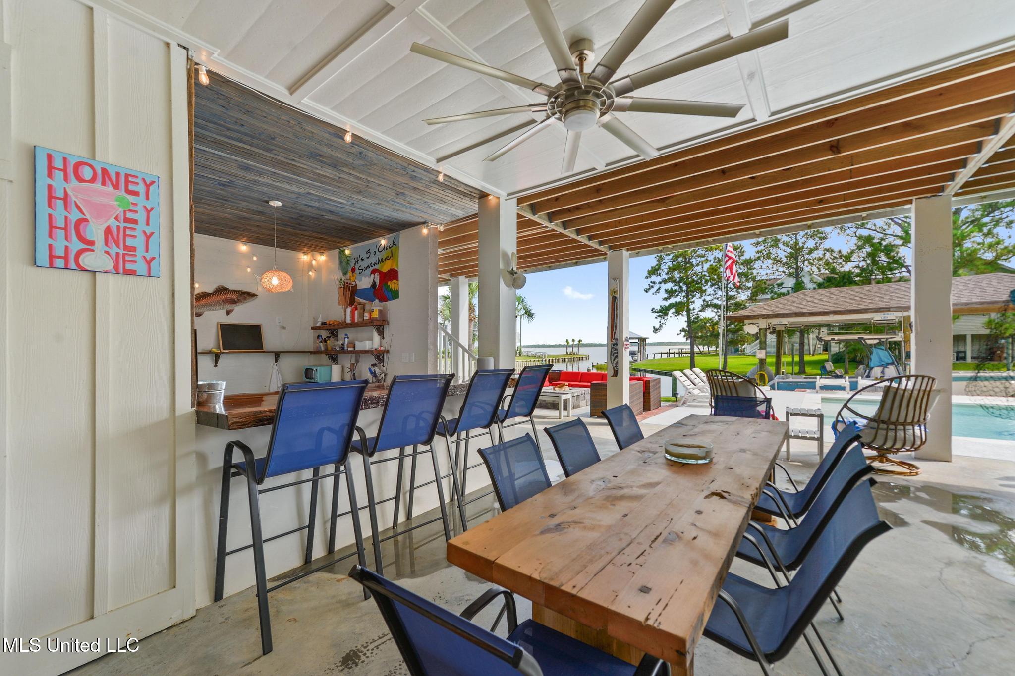 Pass Christian, Mississippi, 39571, United States, 5 Bedrooms Bedrooms, ,7 BathroomsBathrooms,Residential,For Sale,1989157