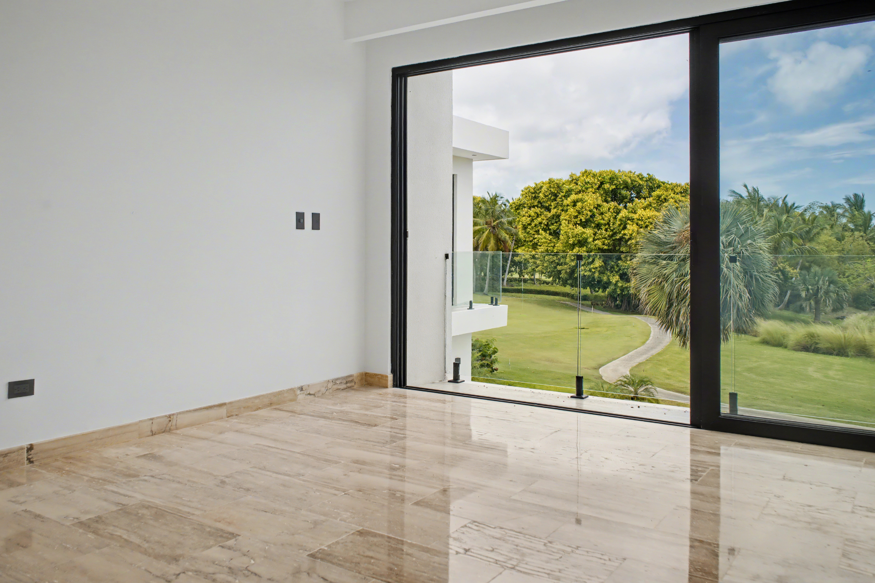  Los Cocos 133B: Elegant 5-Bedroom Estate Overlooking Cocotal Golf Course - 物件實景