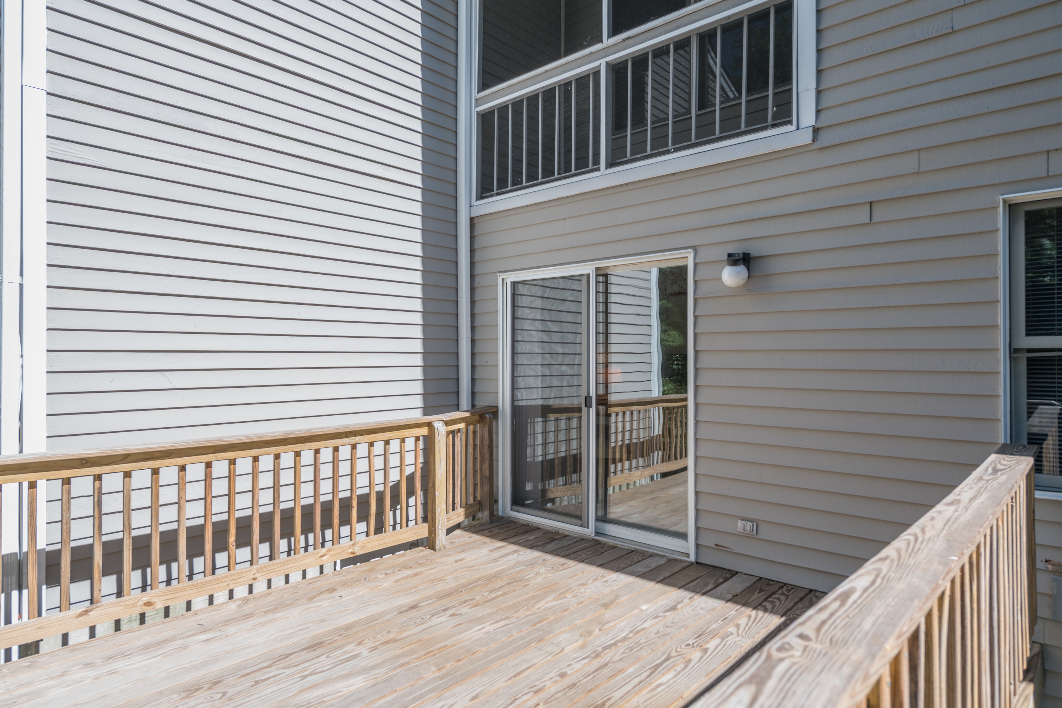  3-bedroom, 2.5-bath townhome in Little Silver - 物件實景