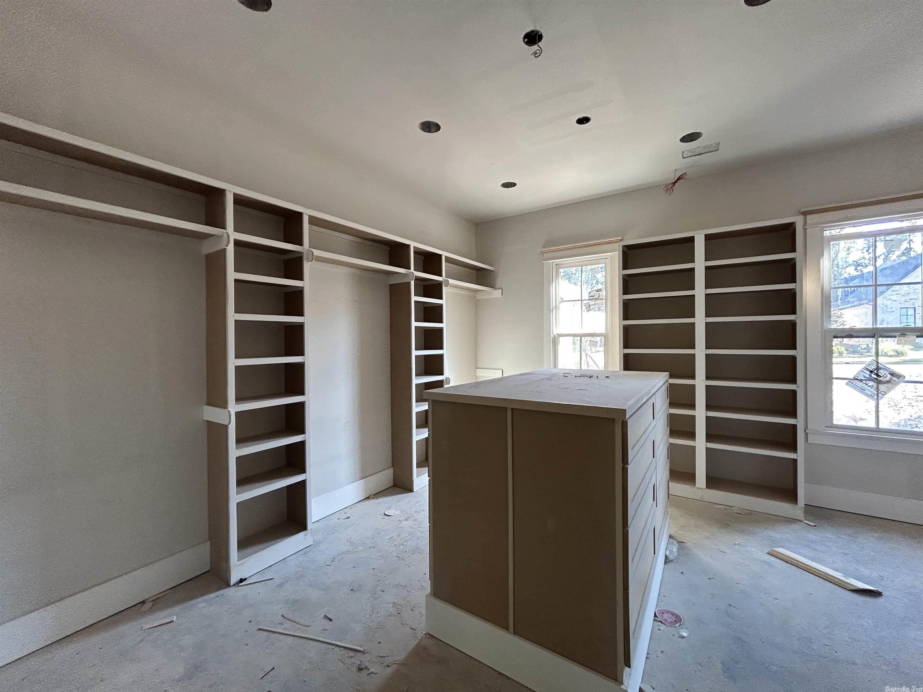 104 Hallen Court, LITTLE ROCK, Arkansas, 72223, United States, 5 Bedrooms Bedrooms, ,7 BathroomsBathrooms,Residential,For Sale,104 Hallen Court,1627859