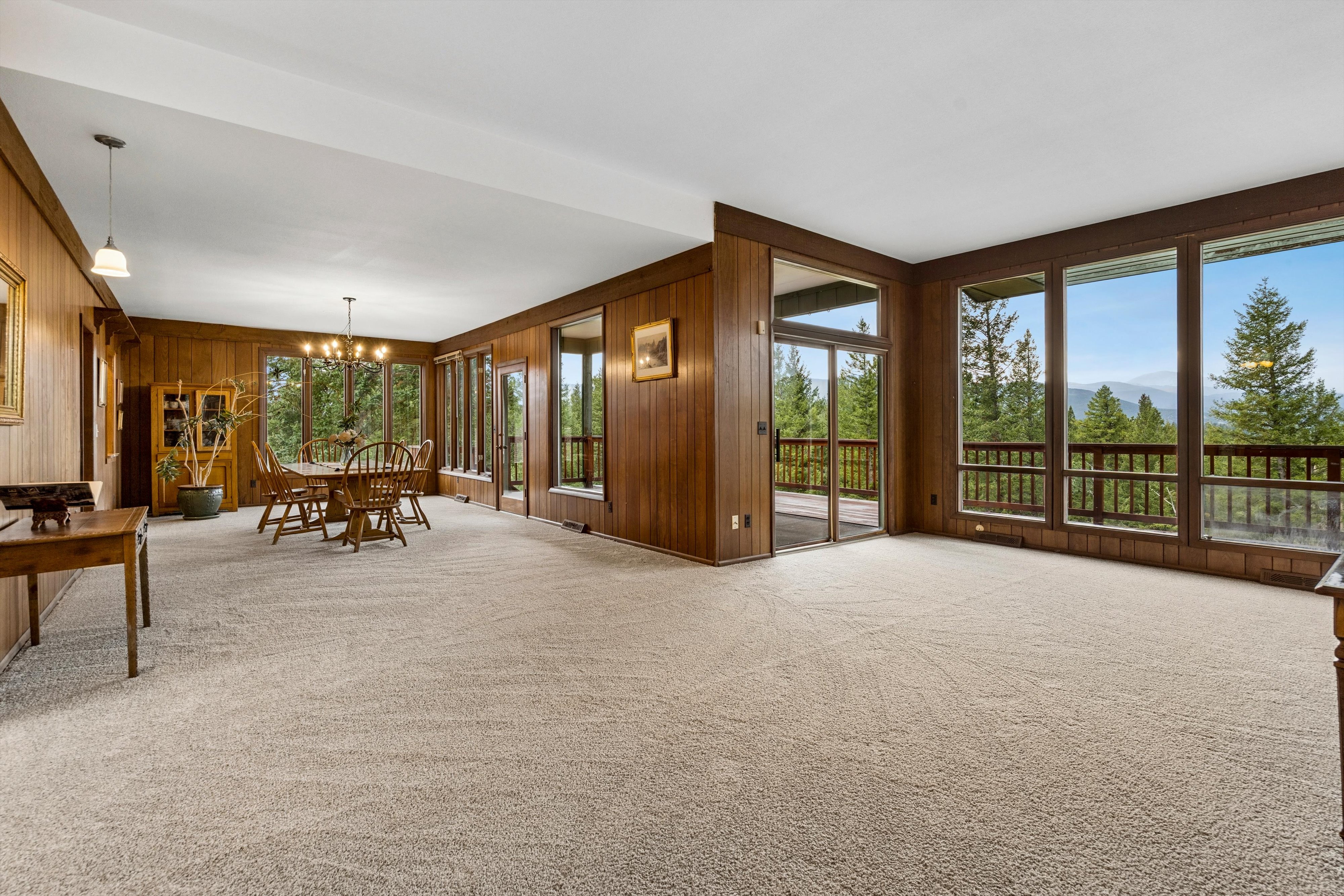  Custom Built Retreat with Panoramic Views on 8.7 Acres Next to Open Space - 物件實景