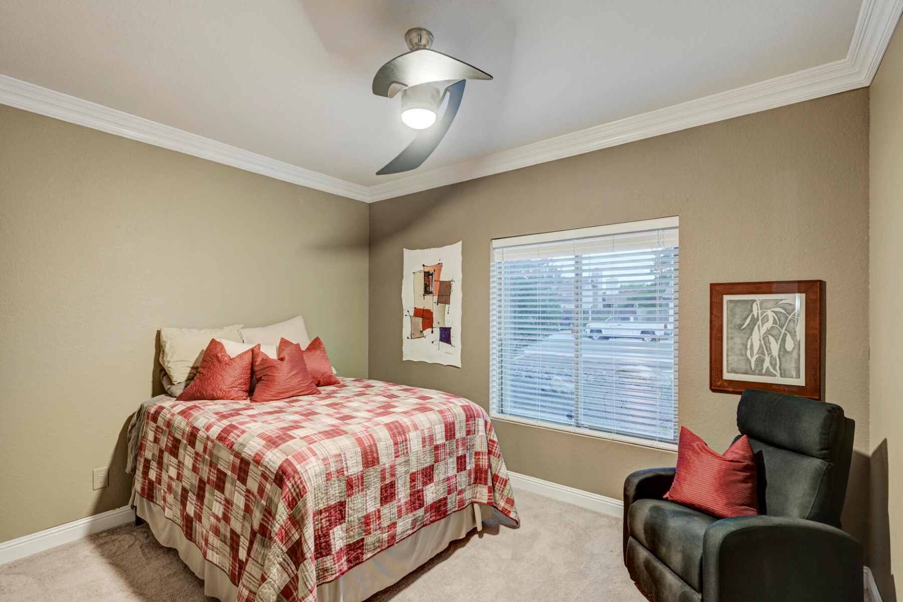  938 E Knight Lane, Tempe, AZ, 85284 - 物件實景