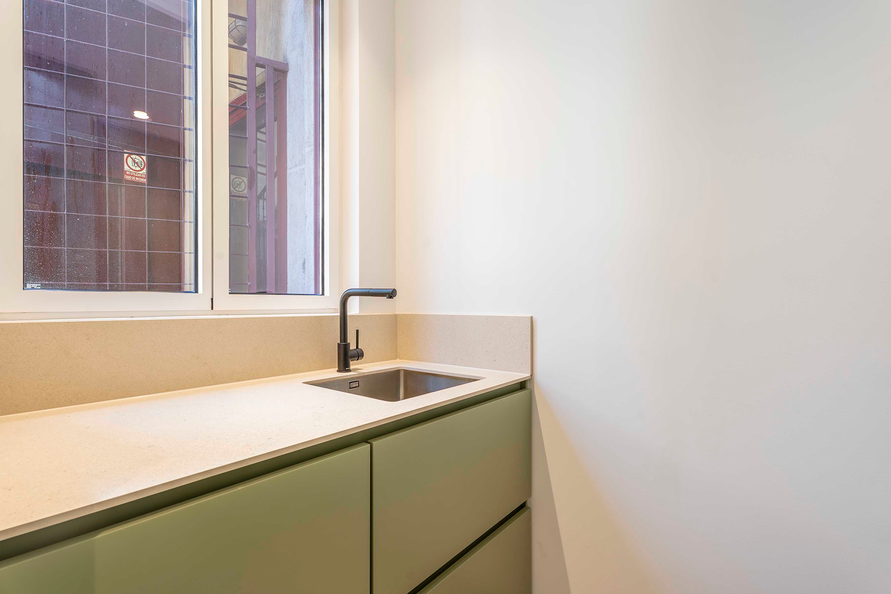  Renovated flat with 3 bedrooms in Malasaña neighborhood, Madrid - 物件實景
