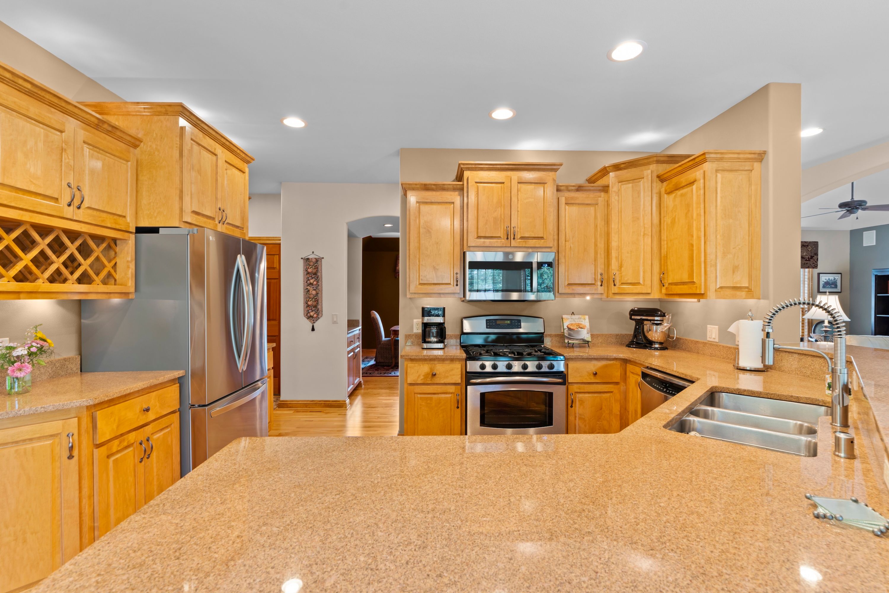 Refined Elegance in Eastlake Village at Pabst Farms - 物件實景