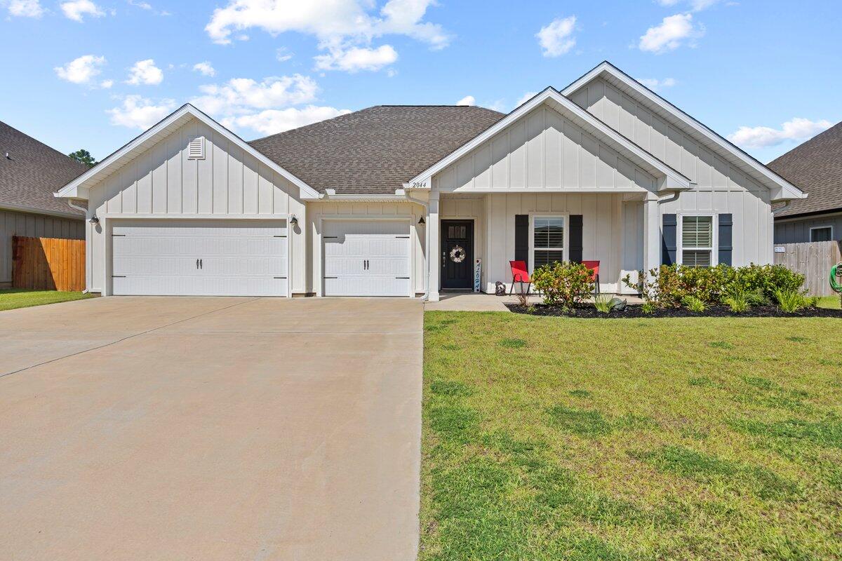 Gulf Breeze, Florida, 32563, United States, 4 Bedrooms Bedrooms, ,3 BathroomsBathrooms,Residential,For Sale,1933407