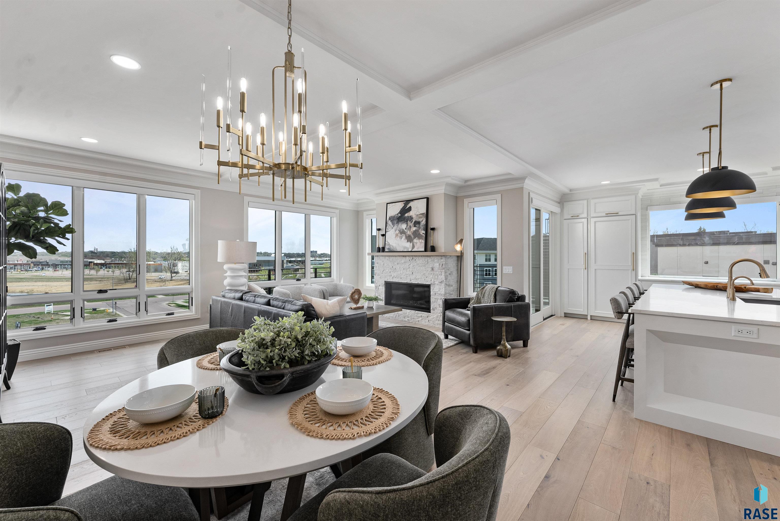 Sioux Falls, South Dakota, 57106, United States, ,Residential,For Sale,1986219