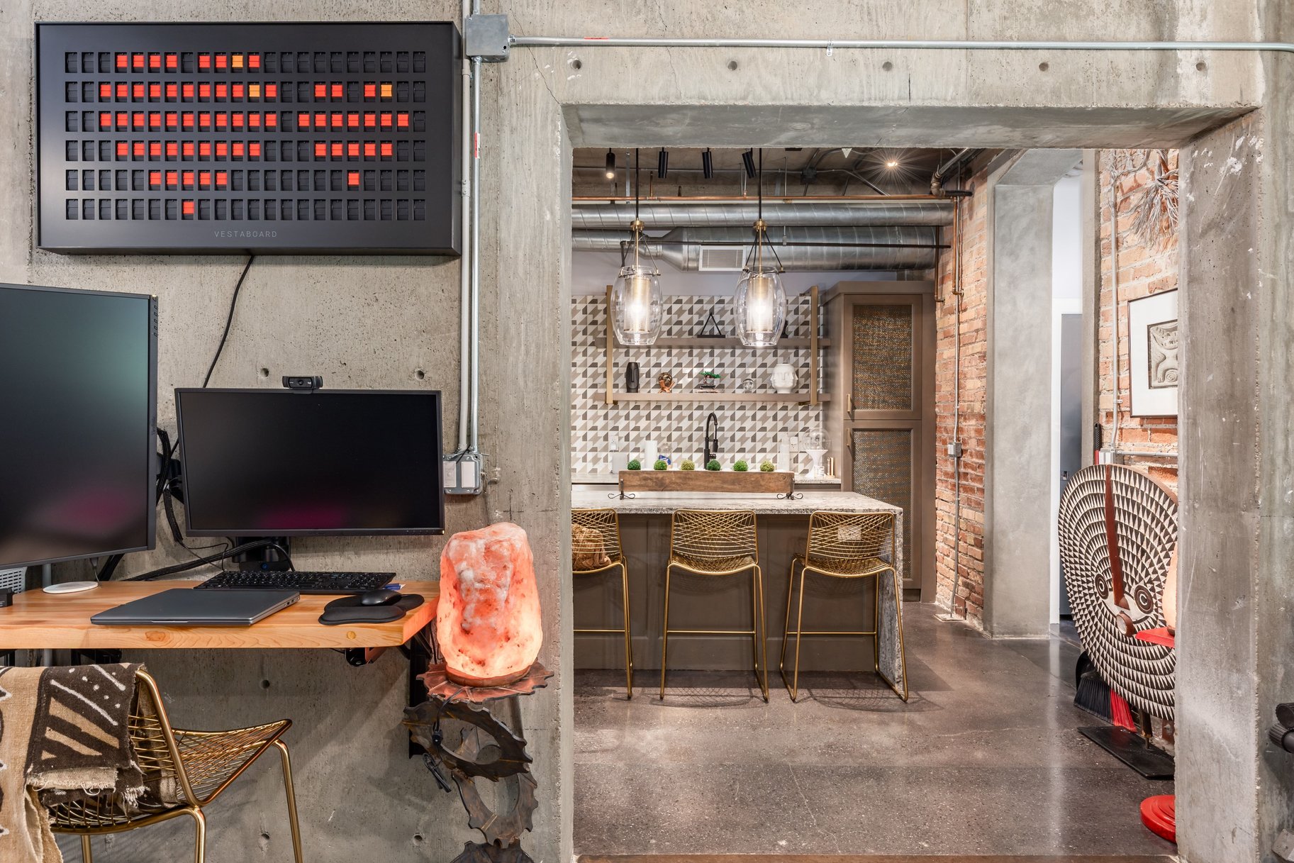  Downtown Historic Loft Meets Smart-Tech Modern Luxury - 物件實景