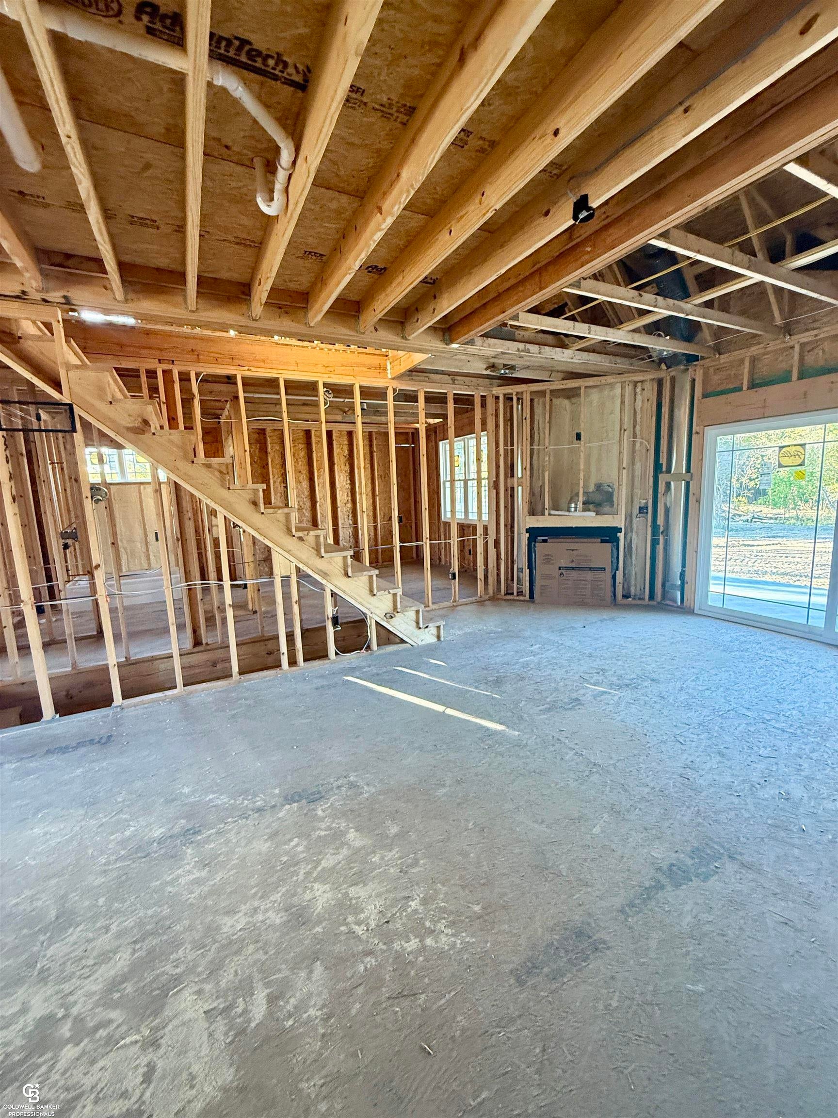 Saint Clair, Michigan, 48079, United States, 5 Bedrooms Bedrooms, ,3 BathroomsBathrooms,Residential,For Sale,1868315