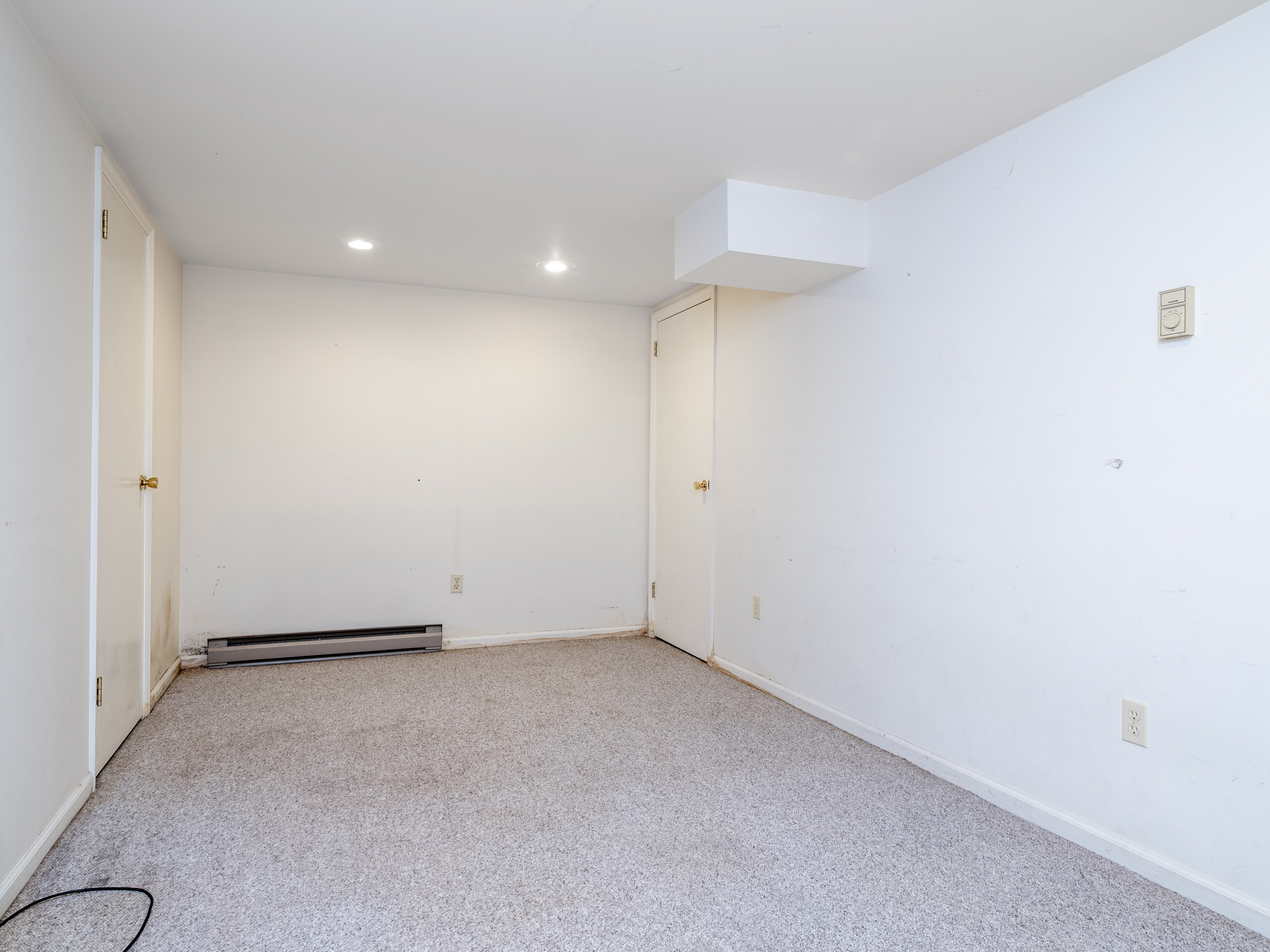 Redding, Connecticut, 06896, United States, 5 Bedrooms Bedrooms, ,5 BathroomsBathrooms,Residential,For Sale,1997100