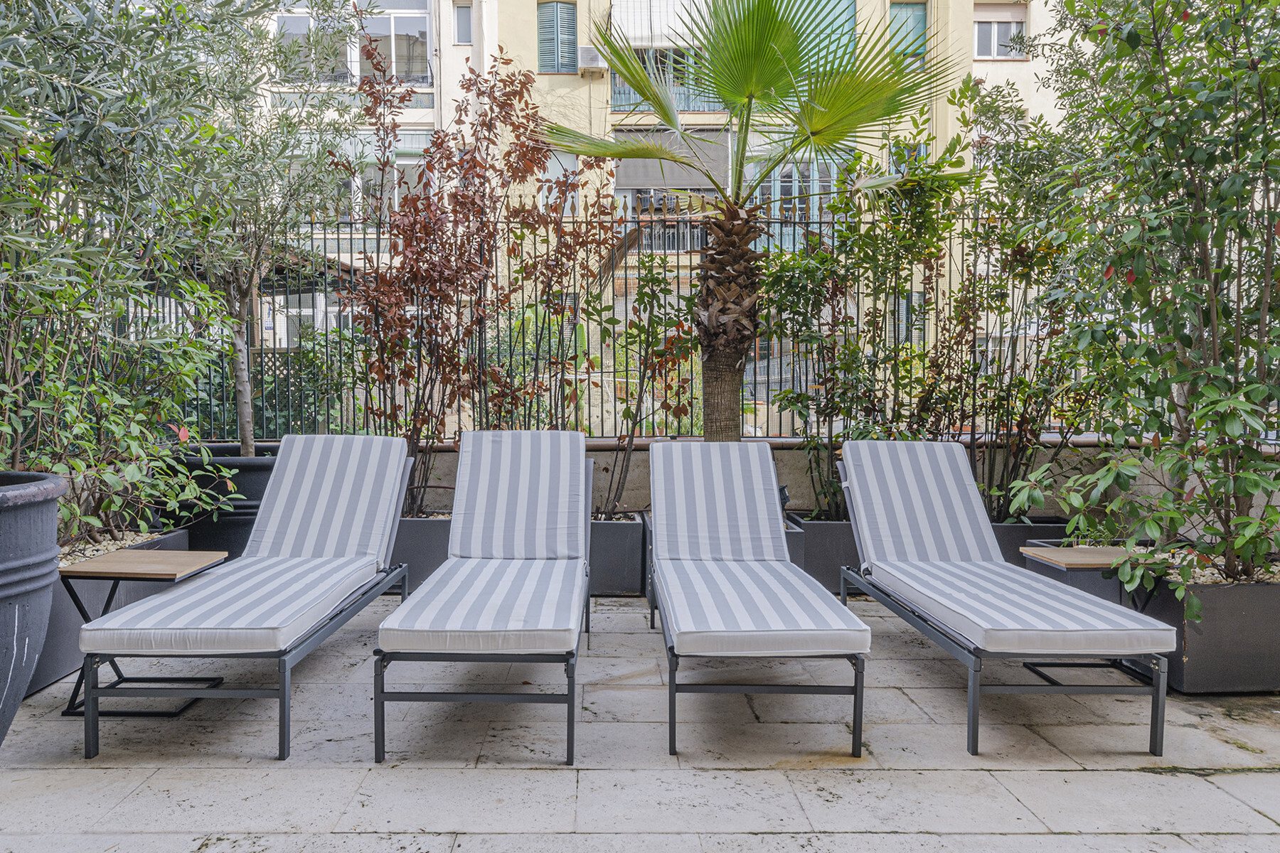  Renovated luxury house with terrace for sale in Eixample, Barcelona - 物件實景