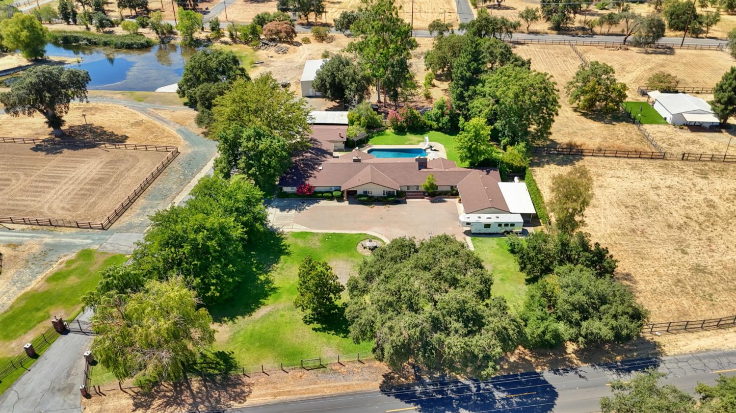 Wilton, California, 95693, United States, 5 Bedrooms Bedrooms, ,4 BathroomsBathrooms,Residential,For Sale,1901848