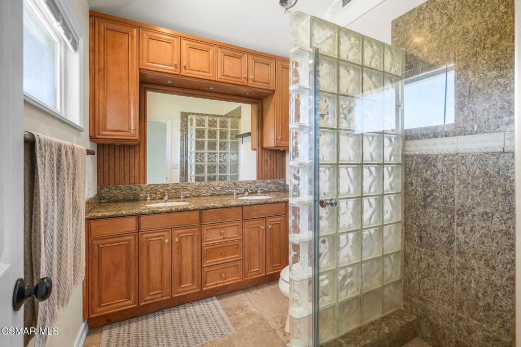 Newbury Park, California, 91320, United States, 5 Bedrooms Bedrooms, ,3 BathroomsBathrooms,Residential,For Sale,1885312