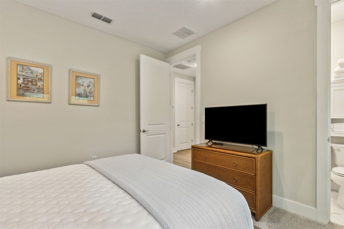 Fernandina Beach, Florida, 32034, United States, 2 Bedrooms Bedrooms, ,2 BathroomsBathrooms,Residential,For Sale,1935893