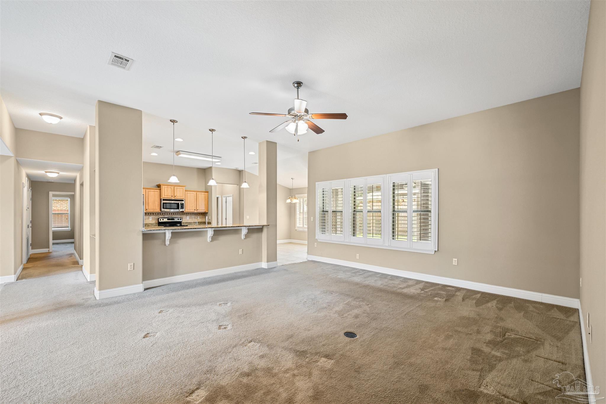 Navarre, Florida, 32566, United States, 4 Bedrooms Bedrooms, ,3 BathroomsBathrooms,Residential,For Sale,1892074
