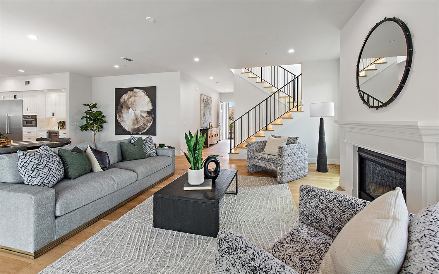 Santa Rosa, California, 95403, United States, 4 Bedrooms Bedrooms, ,4 BathroomsBathrooms,Residential,For Sale,1986529