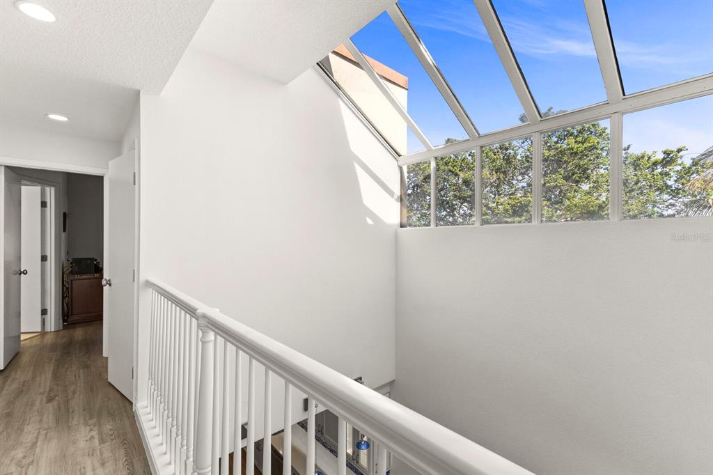 Longboat Key, Florida, 34228, United States, 2 Bedrooms Bedrooms, ,3 BathroomsBathrooms,Residential,For Sale,1743493