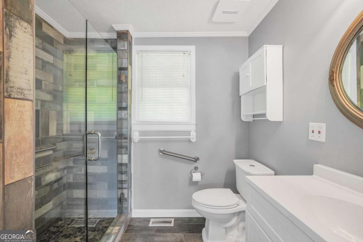 Jackson, Georgia, 30233, United States, 3 Bedrooms Bedrooms, ,2 BathroomsBathrooms,Residential,For Sale,1981672