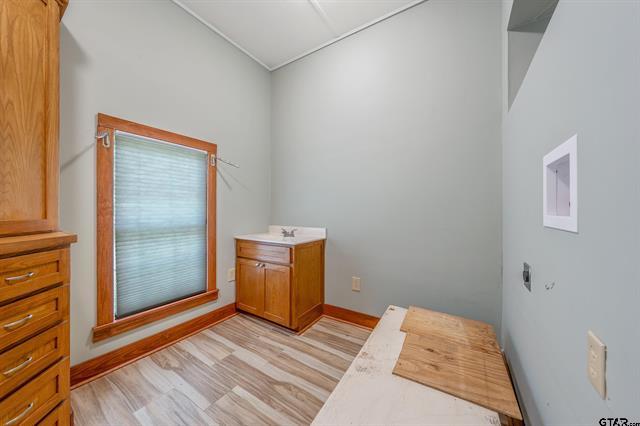 Hawkins, Texas, 75765, United States, 3 Bedrooms Bedrooms, ,3 BathroomsBathrooms,Residential,For Sale,1861656
