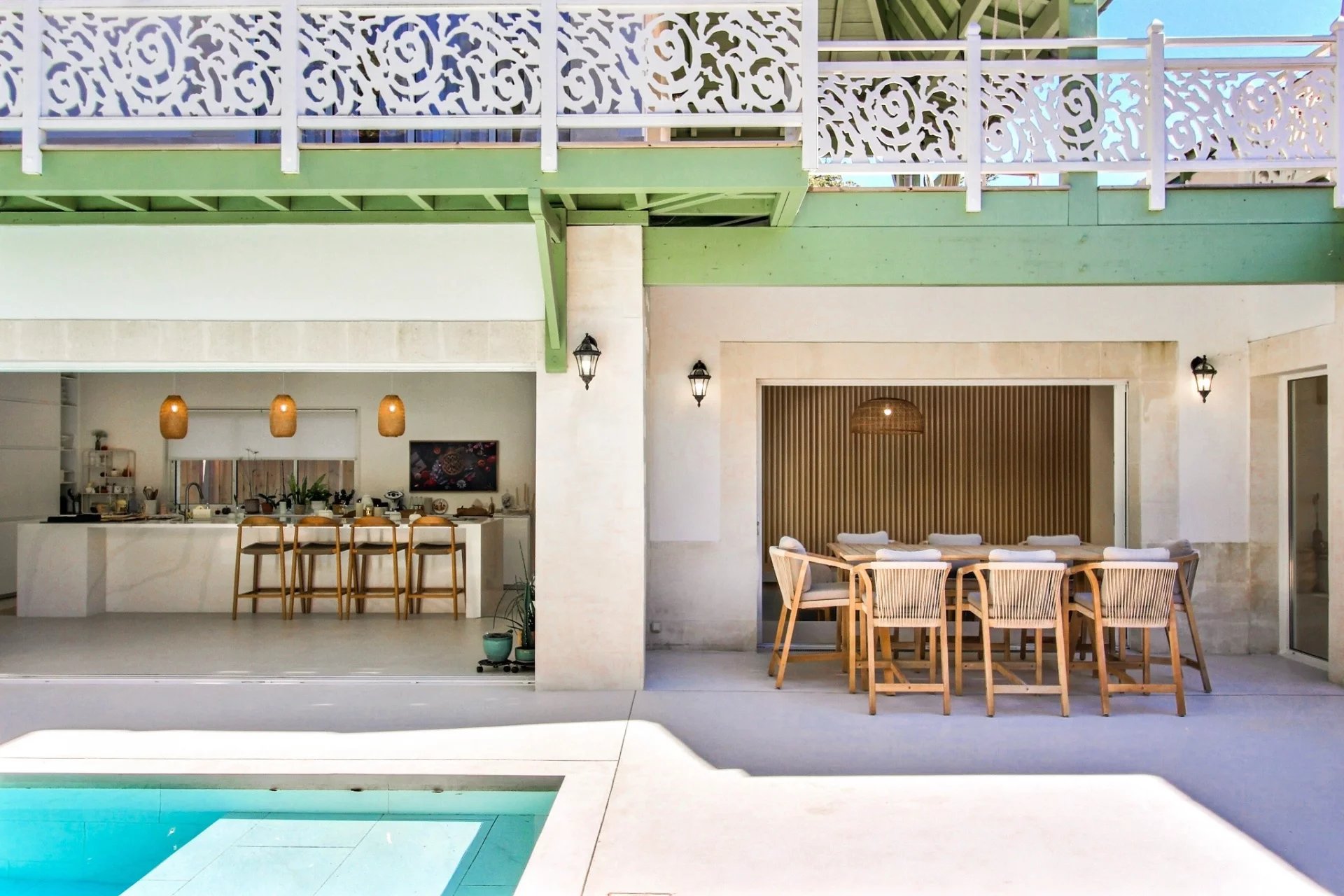 Arcachon, New Aquitaine, 33120, FR, 5 Bedrooms Bedrooms, ,Residential,For Sale,1996092