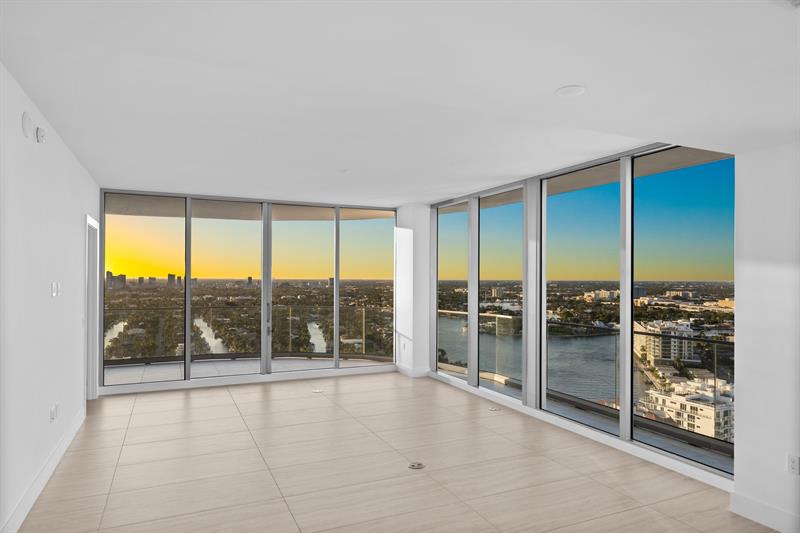 Fort Lauderdale, Florida, 33304, United States, 2 Bedrooms Bedrooms, ,3 BathroomsBathrooms,Residential,For Sale,1995654