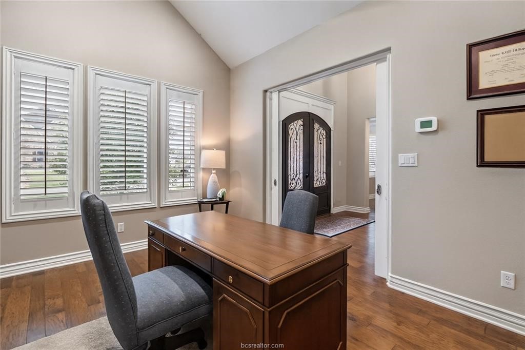 College Station, Texas, 77845, United States, 6 Bedrooms Bedrooms, ,7 BathroomsBathrooms,Residential,For Sale,2000779