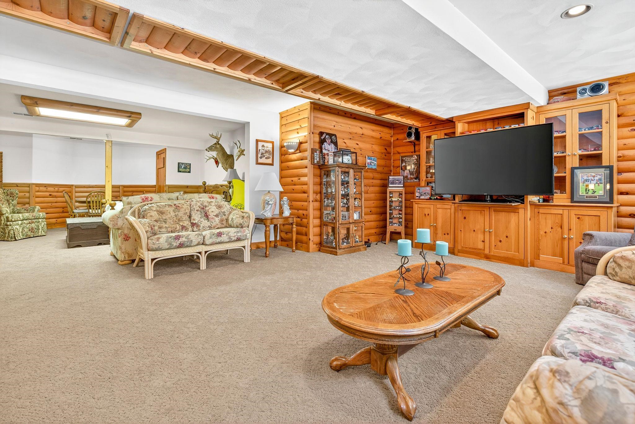 Kaukauna, Wisconsin, 54130-2900, United States, 3 Bedrooms Bedrooms, ,3 BathroomsBathrooms,Residential,For Sale,1916177