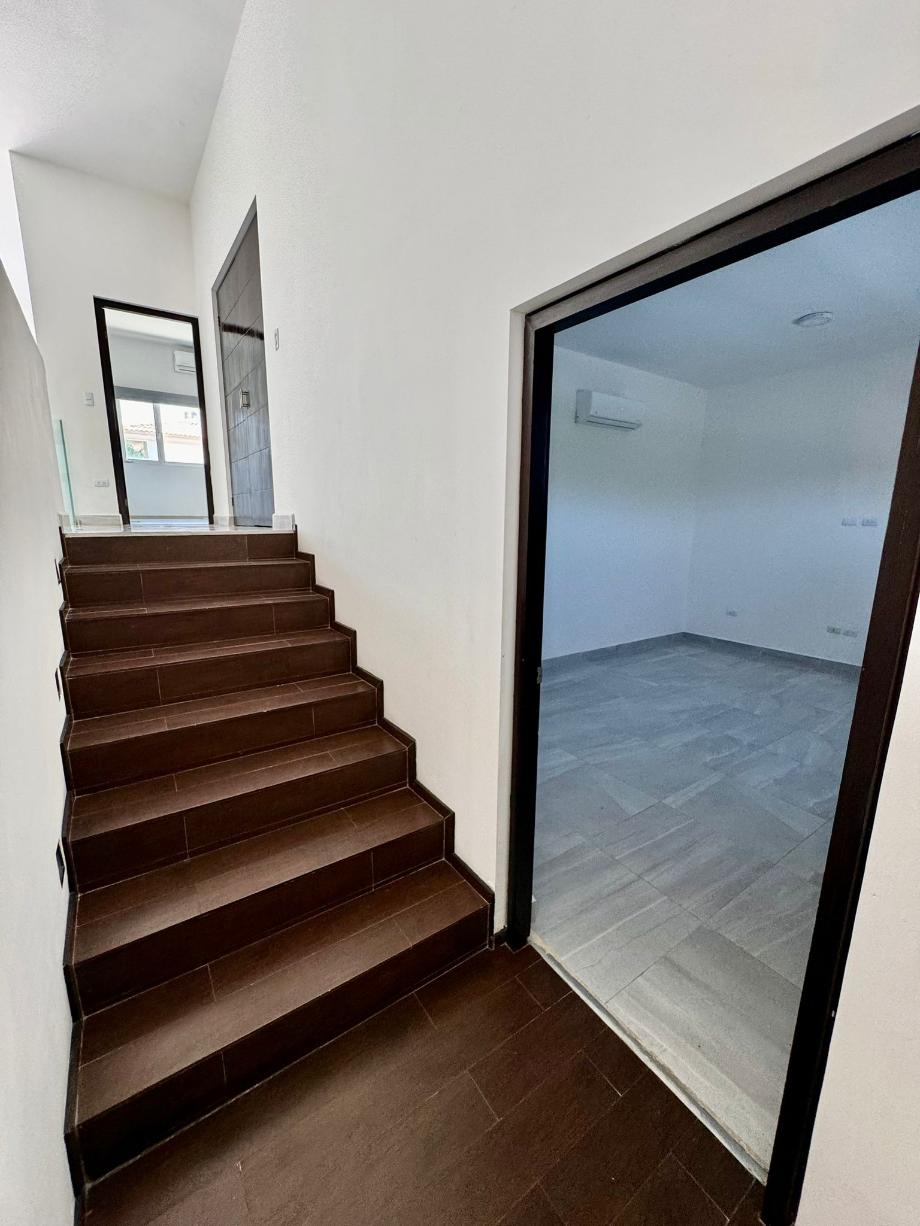 Borregos, Torreón, Coahuila de Zaragoza, 27266, Mexico, 3 Bedrooms Bedrooms, ,3 BathroomsBathrooms,Residential,For Sale,Borregos,1591532