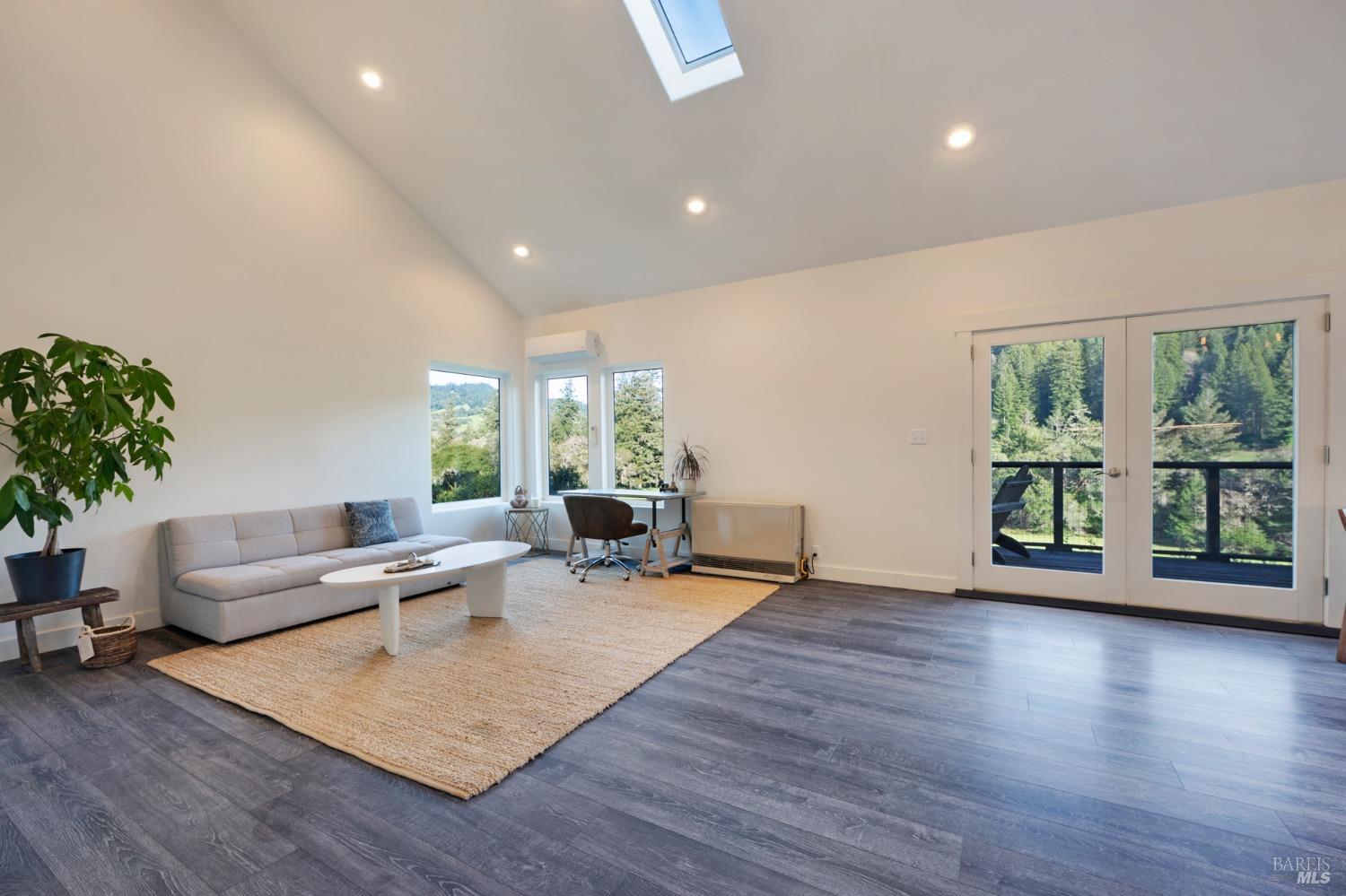 Philo, California, 95466, United States, 40 Bedrooms Bedrooms, ,15 BathroomsBathrooms,Residential,For Sale,1766290