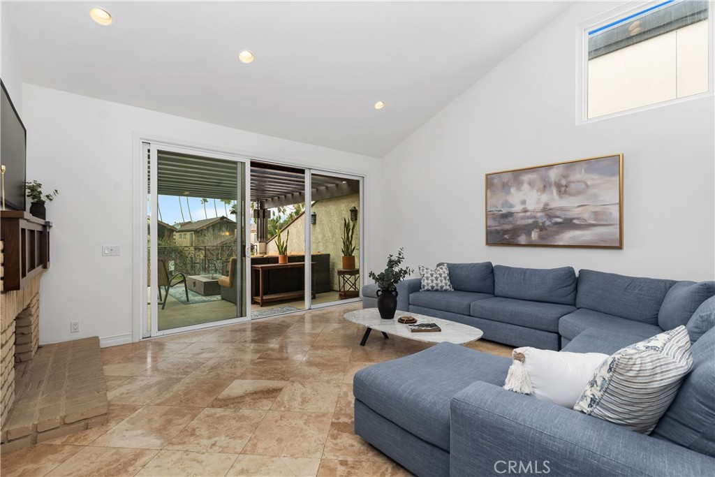 Seal Beach, California, 90740, United States, 3 Bedrooms Bedrooms, ,3 BathroomsBathrooms,Residential,For Sale,1846978